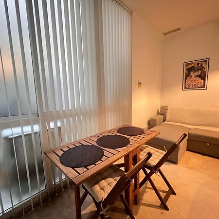Apartamento Centro De Sevilla Bagian luar foto