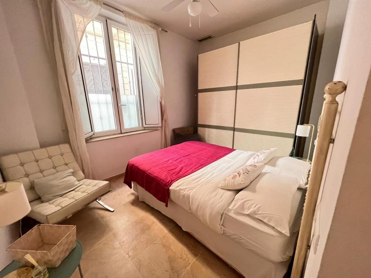 Apartamento Centro De Sevilla Bagian luar foto